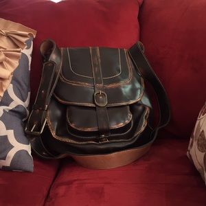 Patricia Nash sling pack